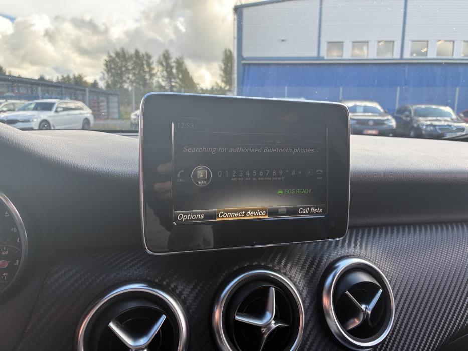 MERCEDES-BENZ A 2016