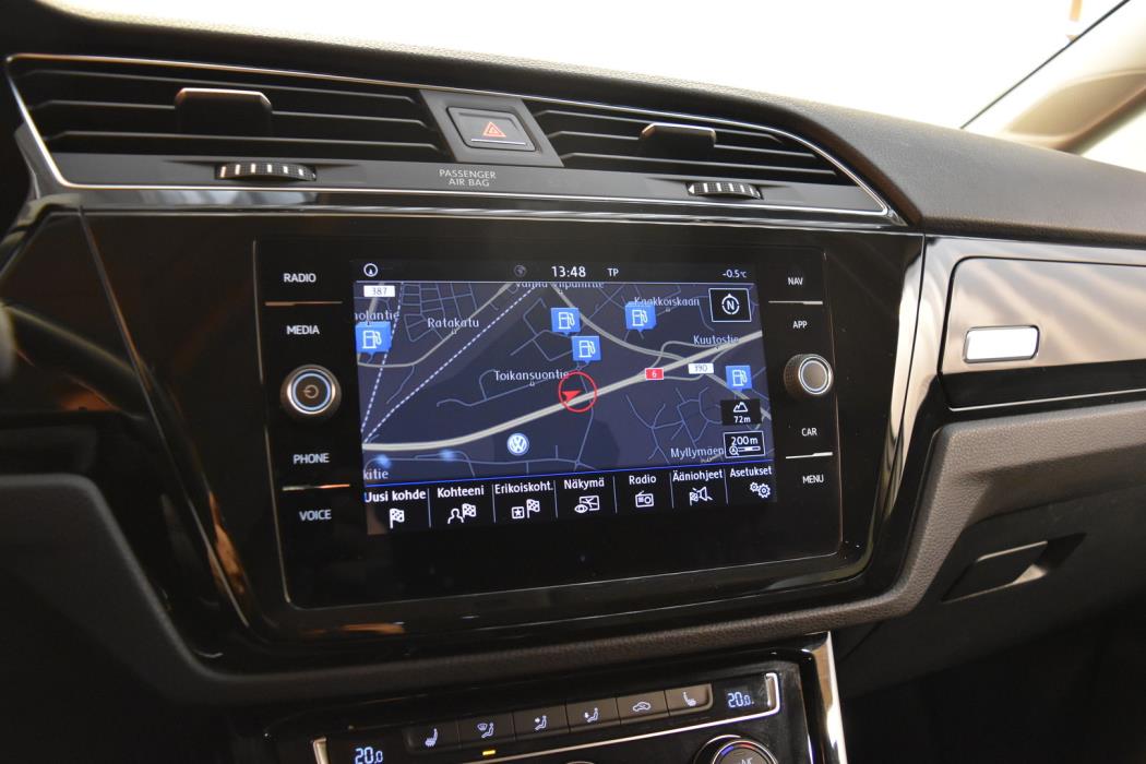 VOLKSWAGEN Touran 2018