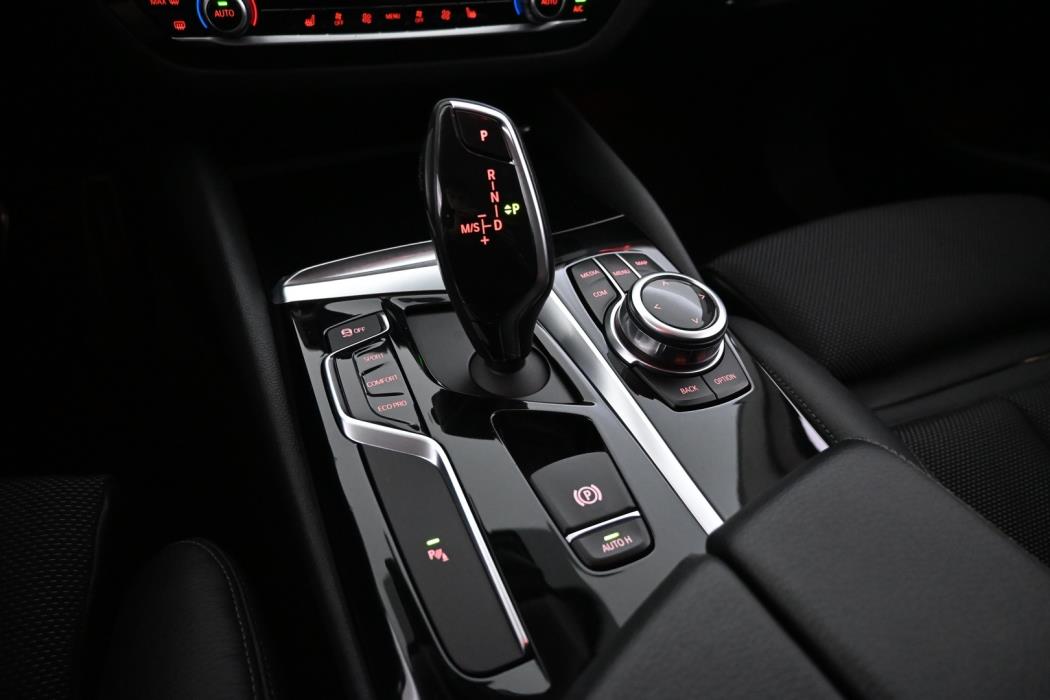 BMW 520 2018