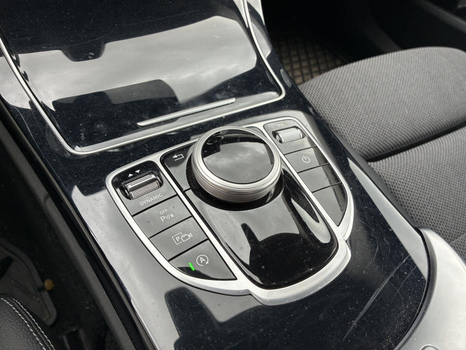 MERCEDES-BENZ C 2019