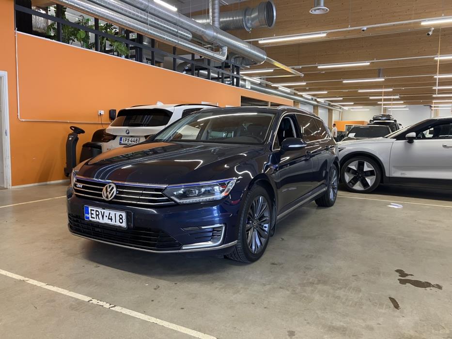 VOLKSWAGEN Passat 2017