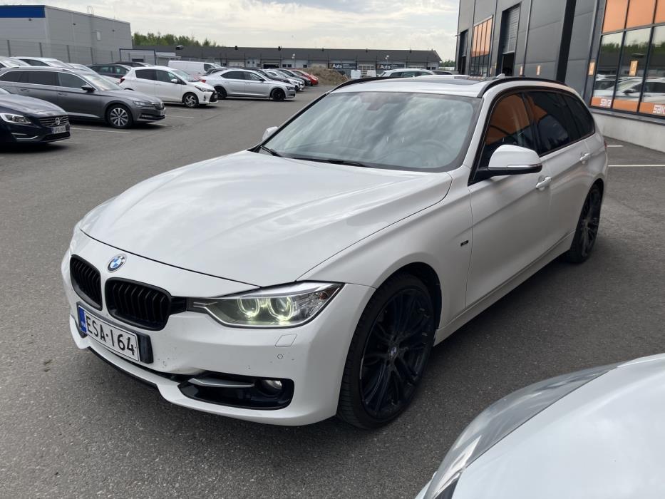 BMW 330 2013