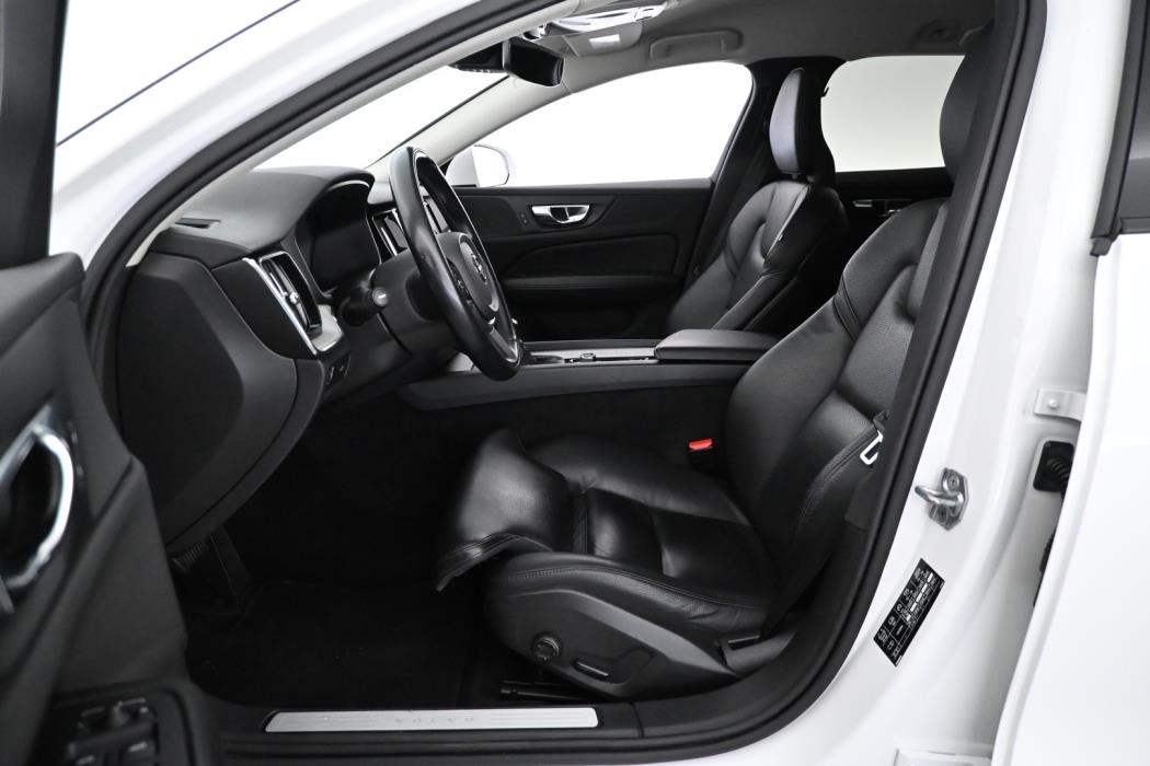 VOLVO V60 Cross Country 2021
