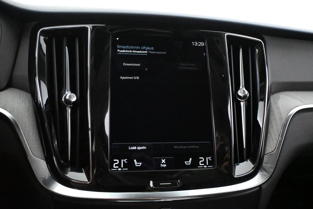 VOLVO V60 Cross Country 2021