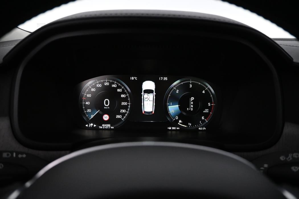 VOLVO V90 Cross Country 2021