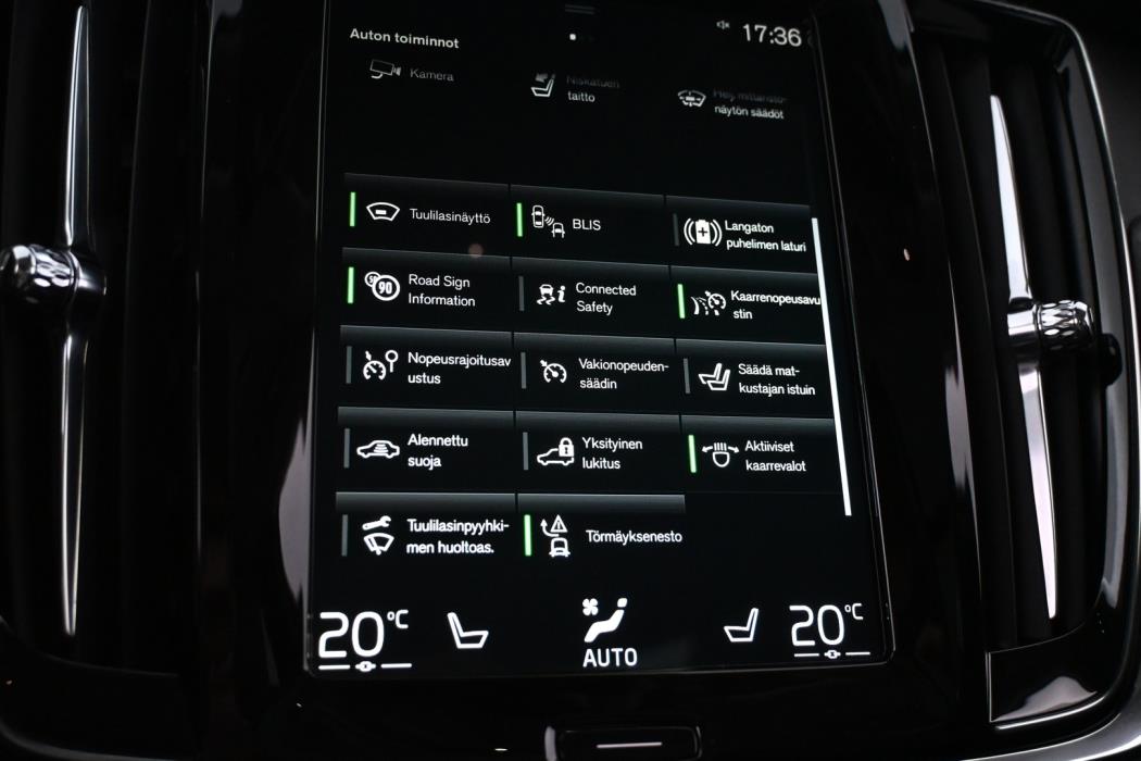 VOLVO V90 Cross Country 2021