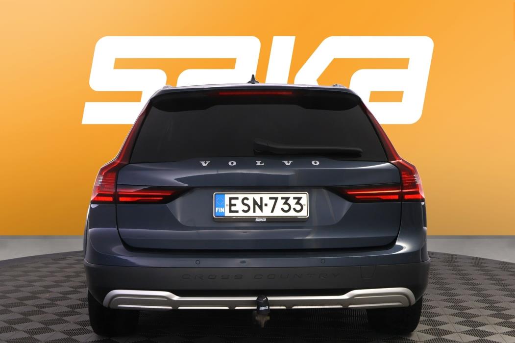 VOLVO V90 Cross Country 2021