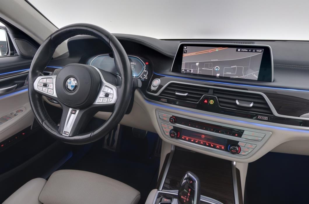 BMW 745 2019