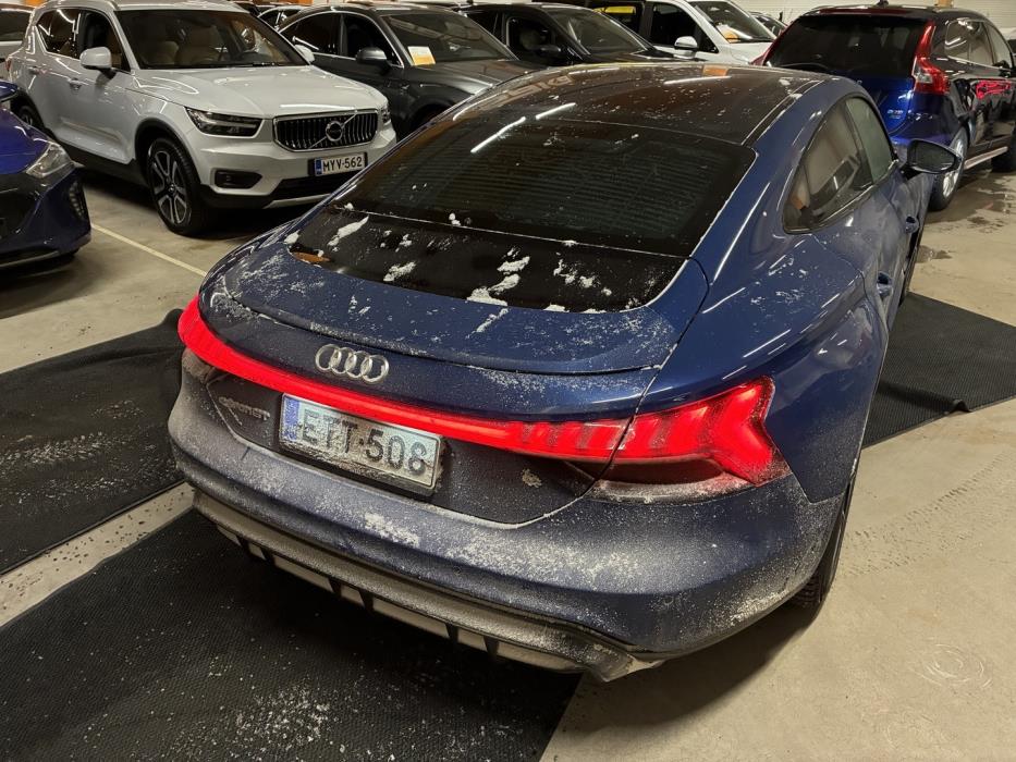 AUDI E-TRON GT 2022