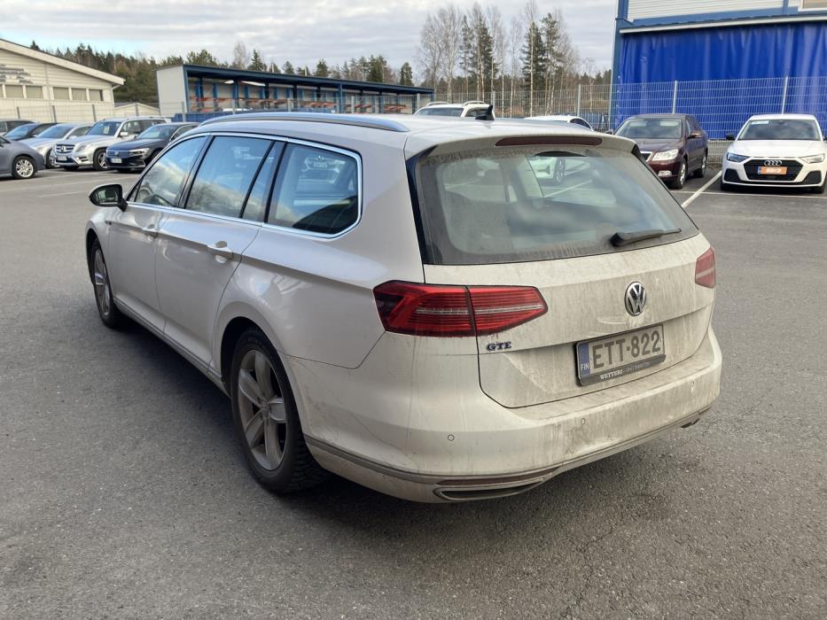 VOLKSWAGEN Passat 2018