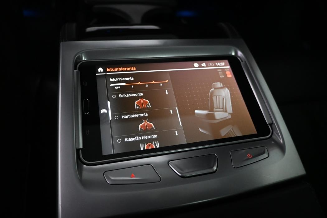 BMW 745 2019