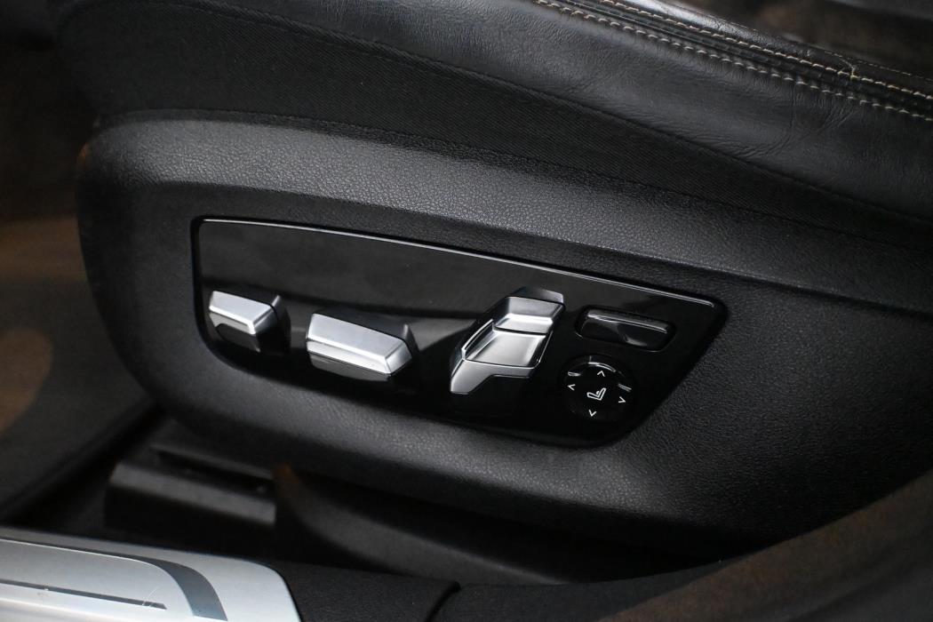 BMW 745 2019