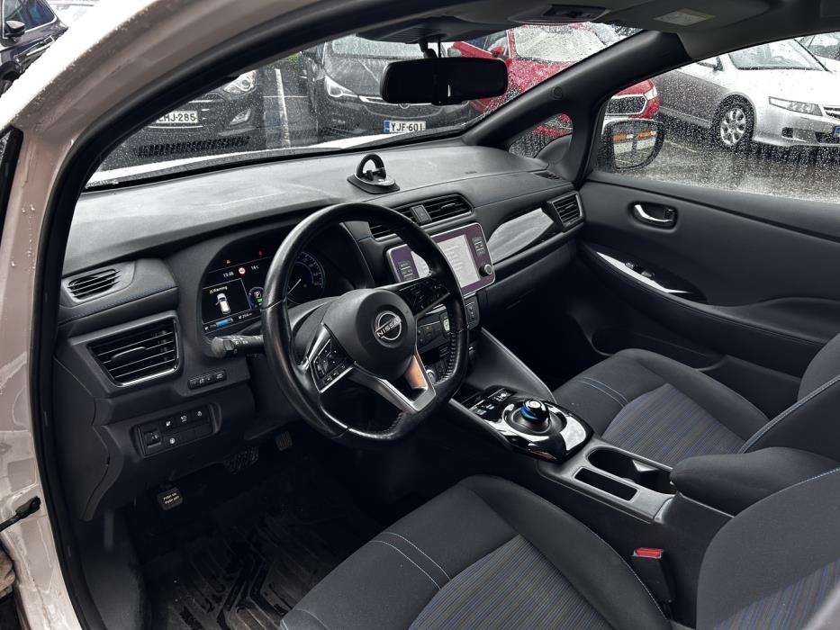 NISSAN Leaf 2022