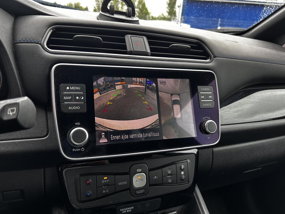NISSAN Leaf 2022