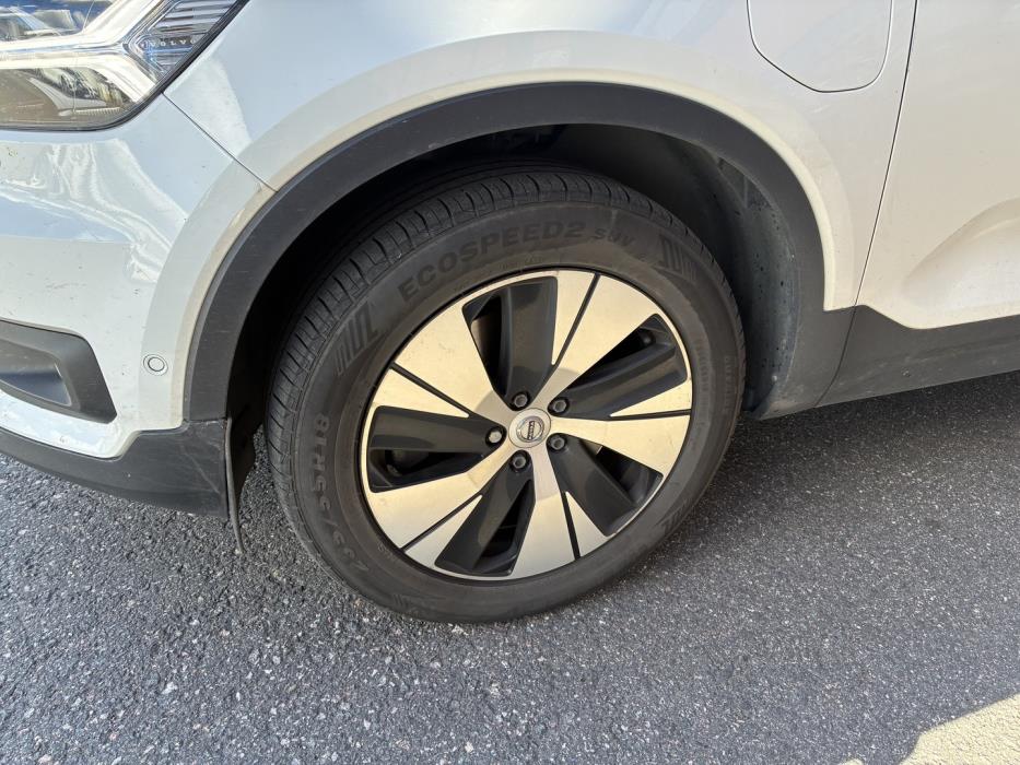 VOLVO XC40 2020