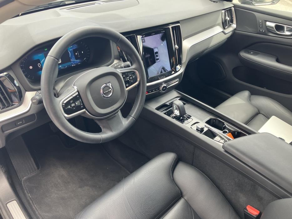 VOLVO S60 2023