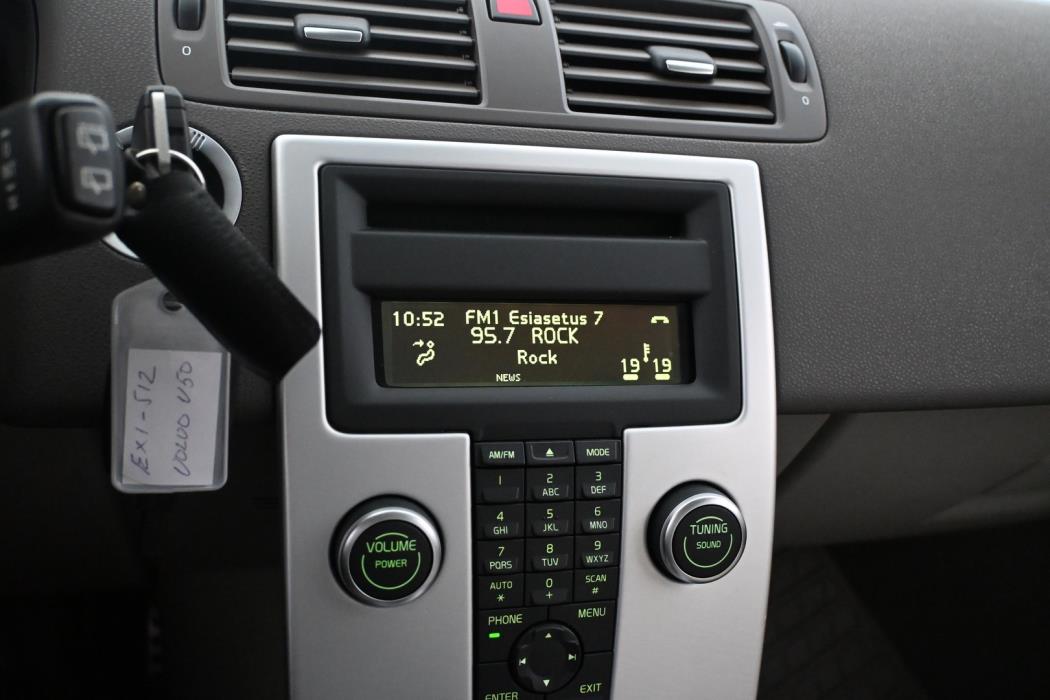 VOLVO V50 2012