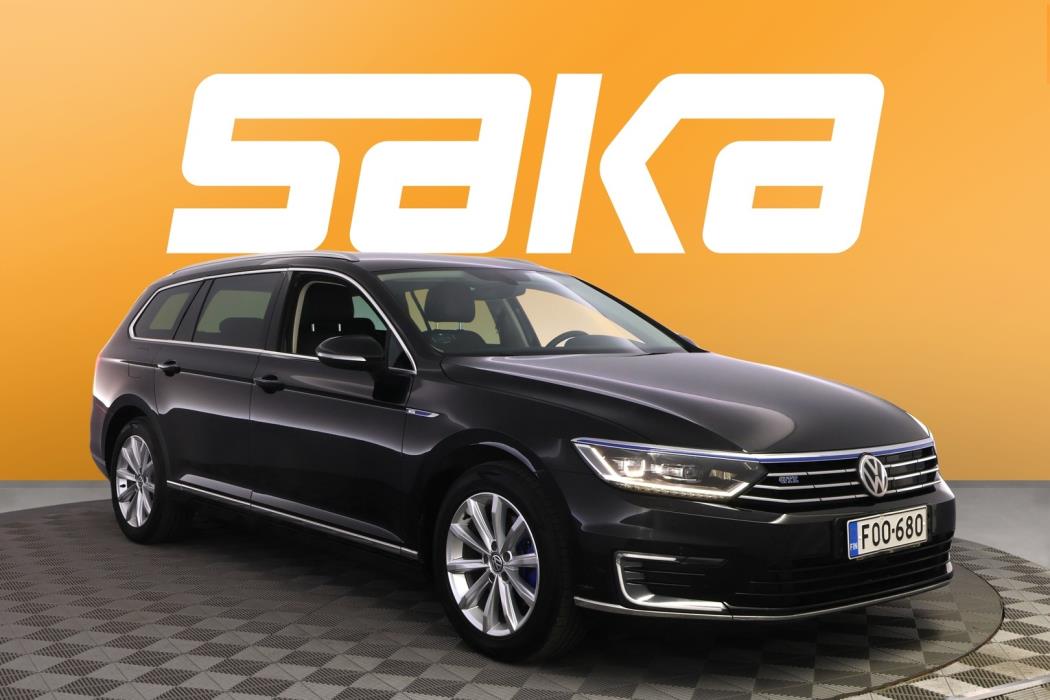 VOLKSWAGEN Passat 2017