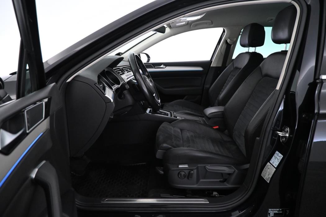 VOLKSWAGEN Passat 2017
