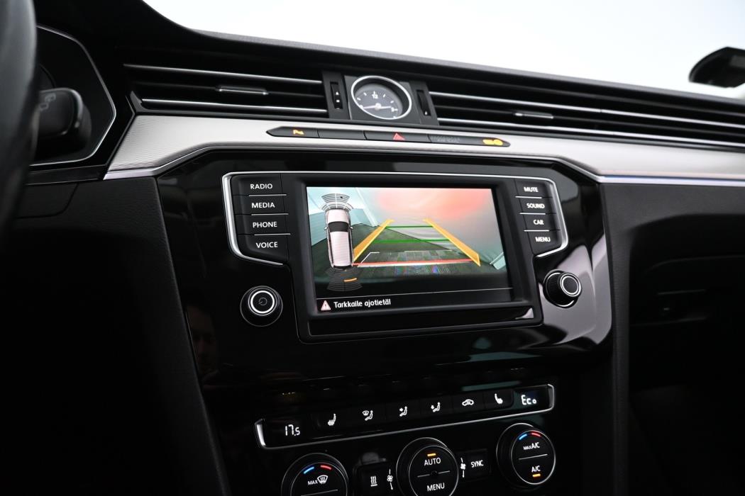 VOLKSWAGEN Passat 2017