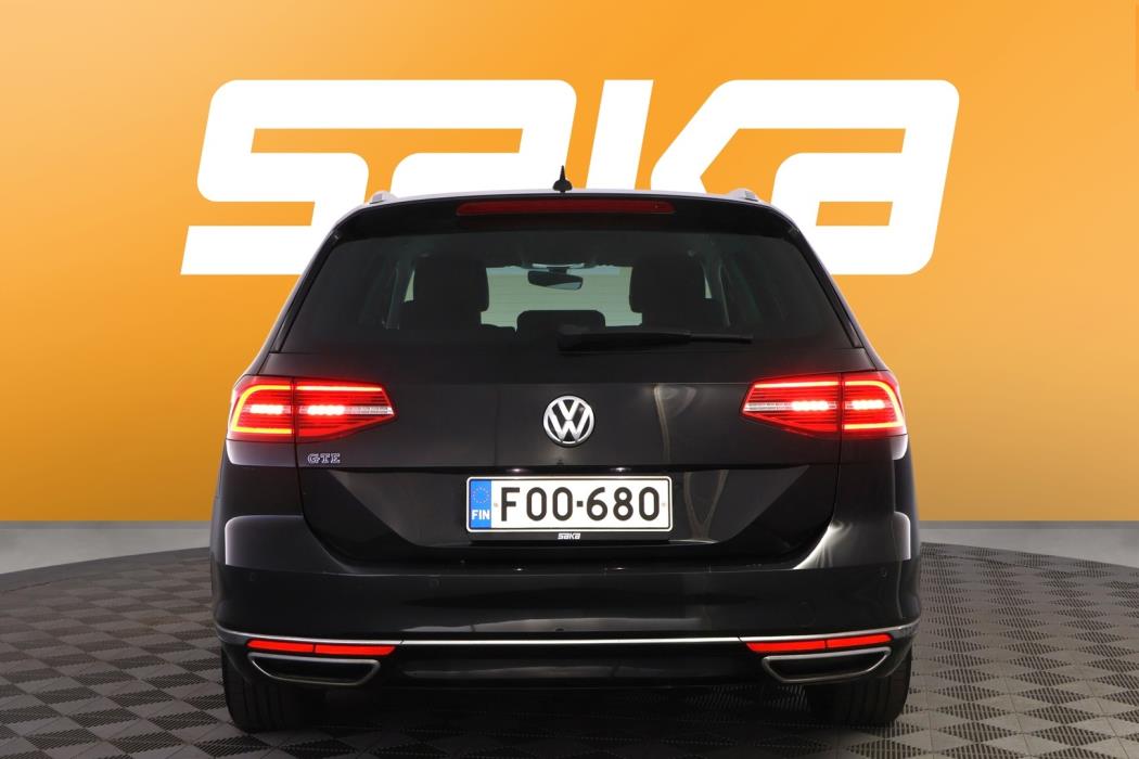 VOLKSWAGEN Passat 2017