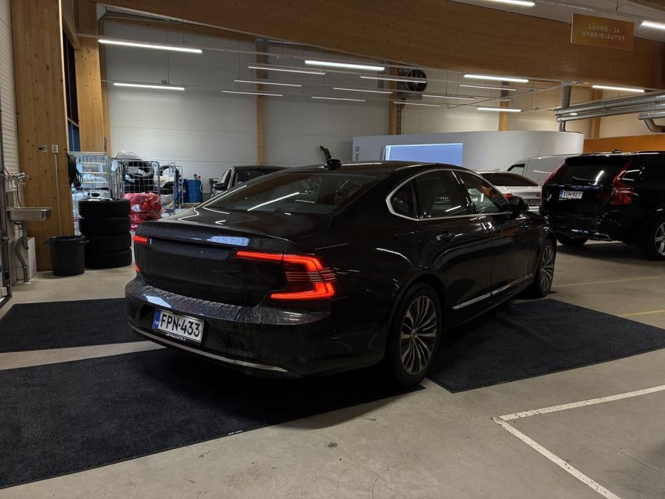 VOLVO S90 2021