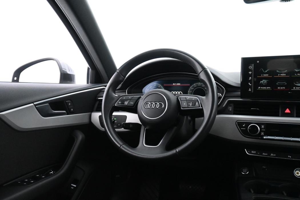 AUDI A4 2020