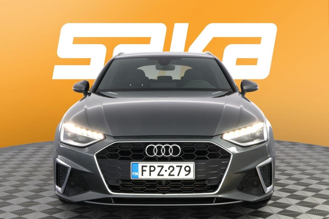 AUDI A4 2020