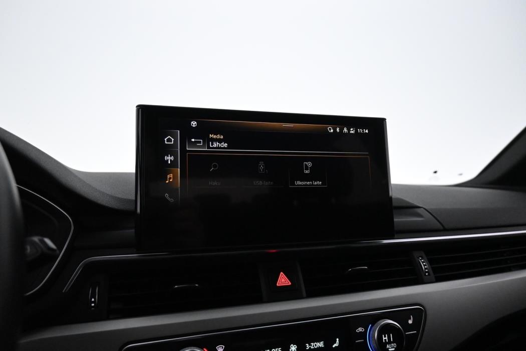 AUDI A4 2020