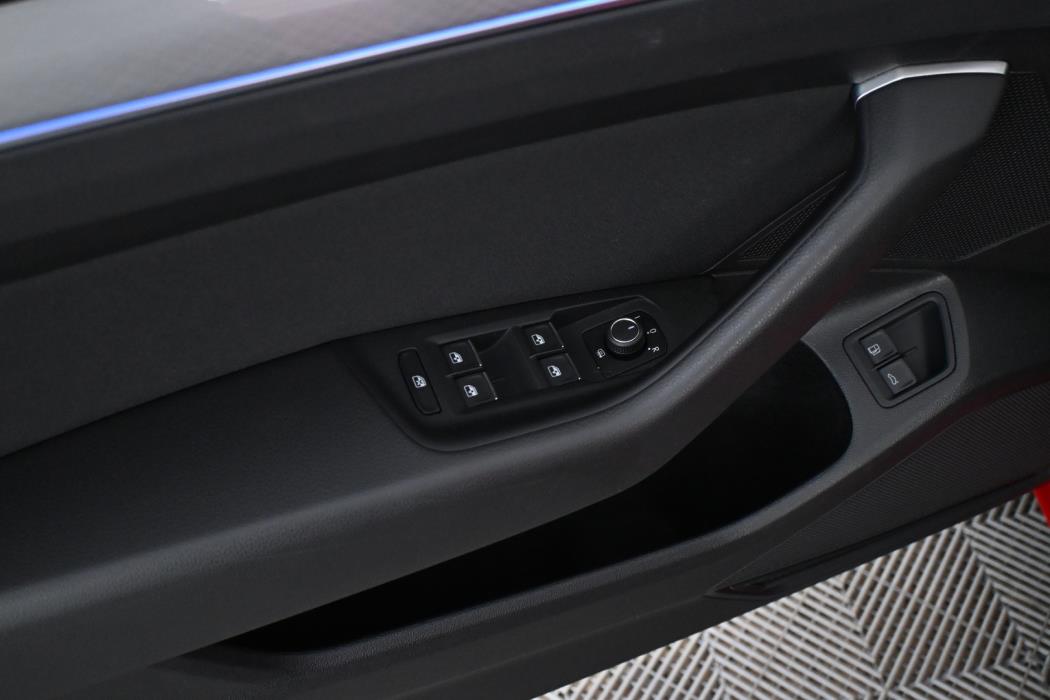 VOLKSWAGEN Passat 2021