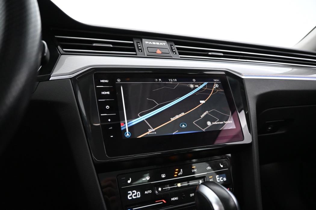 VOLKSWAGEN Passat 2021