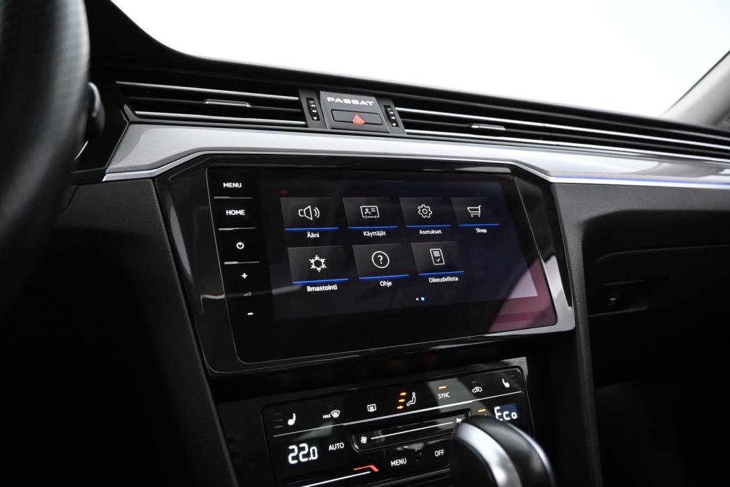 VOLKSWAGEN Passat 2021