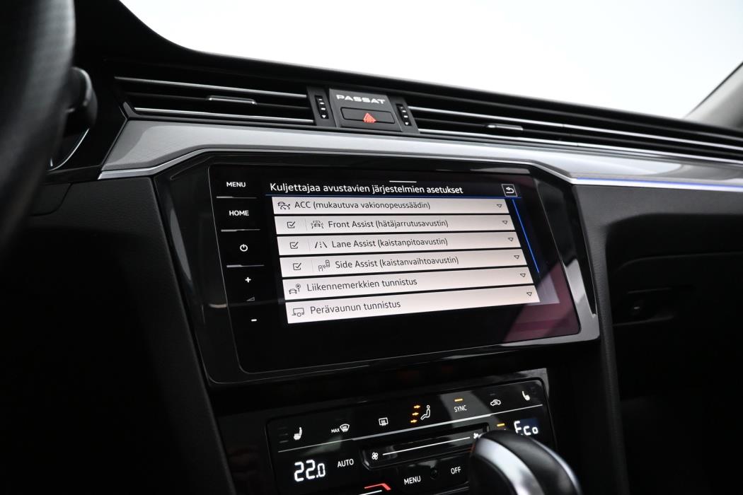 VOLKSWAGEN Passat 2021