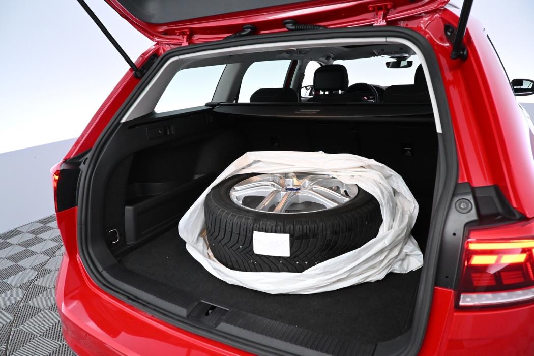 VOLKSWAGEN Passat 2021