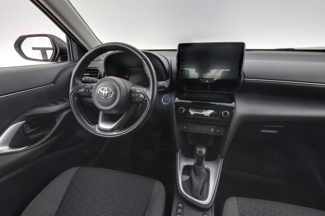 TOYOTA Yaris Cross 2023