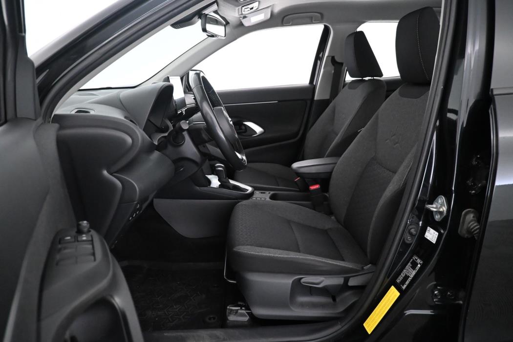 TOYOTA Yaris Cross 2023
