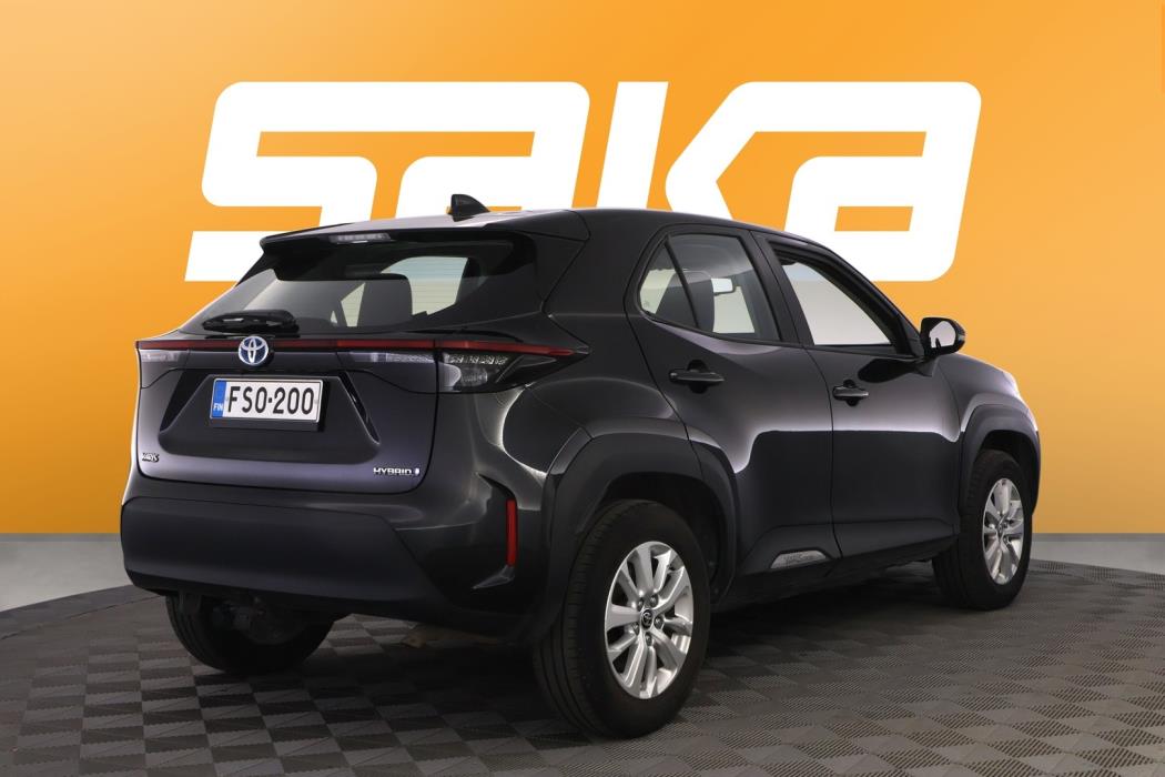 TOYOTA Yaris Cross 2023