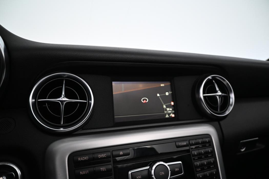 MERCEDES-BENZ SLK 2012