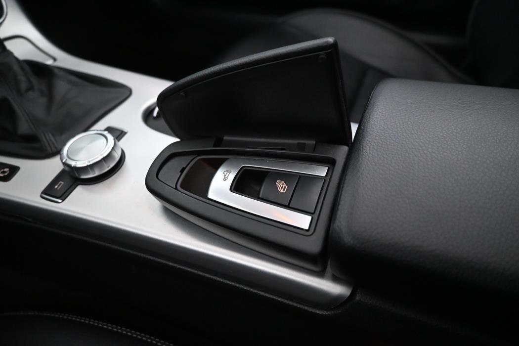 MERCEDES-BENZ SLK 2012