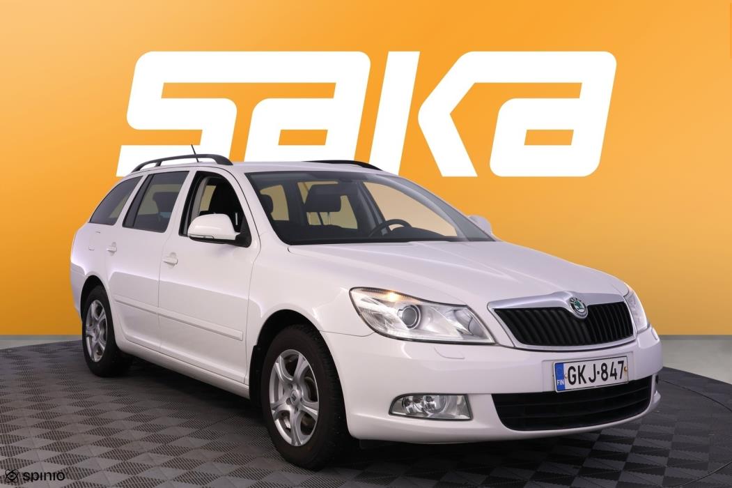 SKODA Octavia 2012