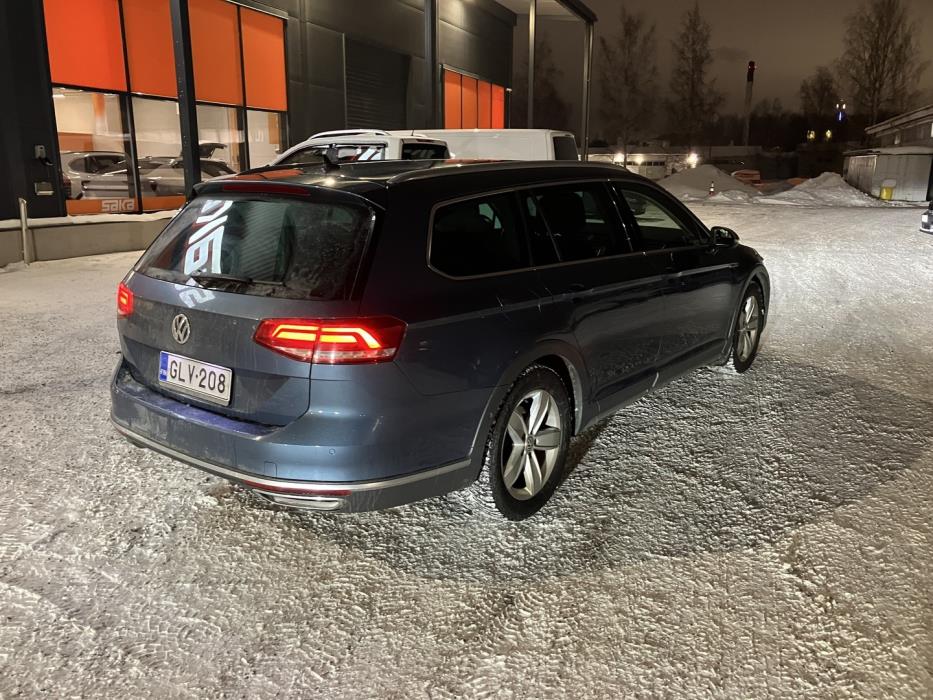 VOLKSWAGEN Passat 2016