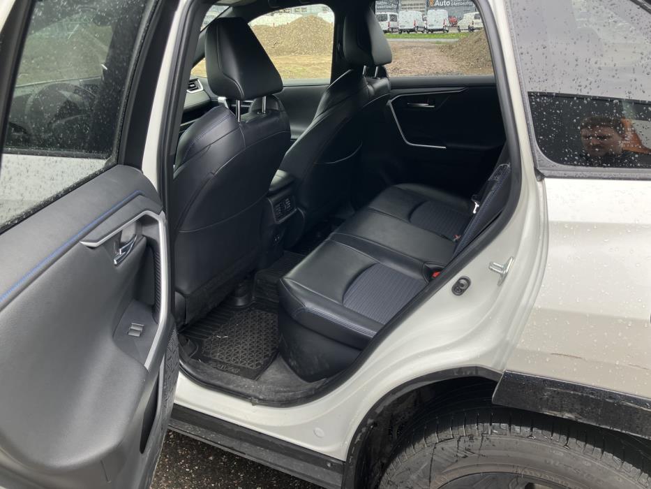 TOYOTA RAV4 2019