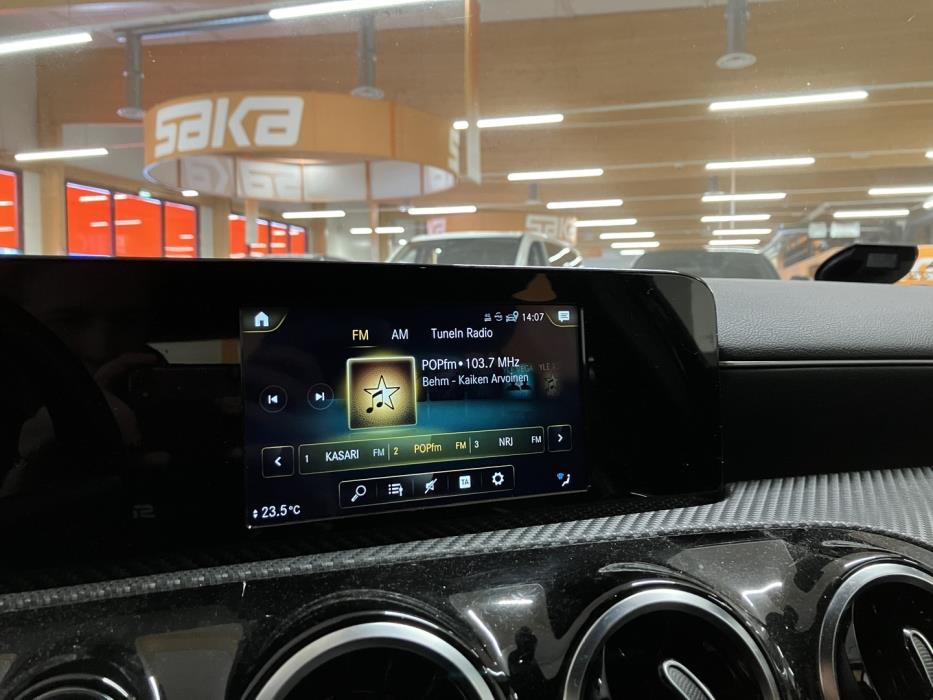 MERCEDES-BENZ A 2019