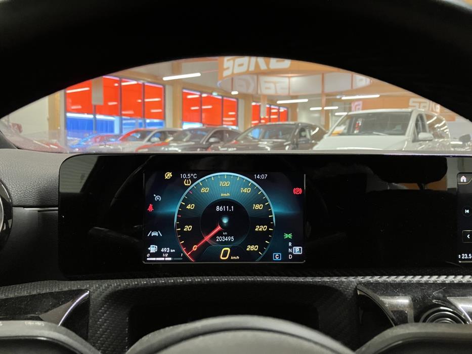 MERCEDES-BENZ A 2019