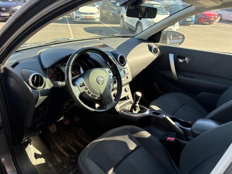 NISSAN Qashqai+2 2012
