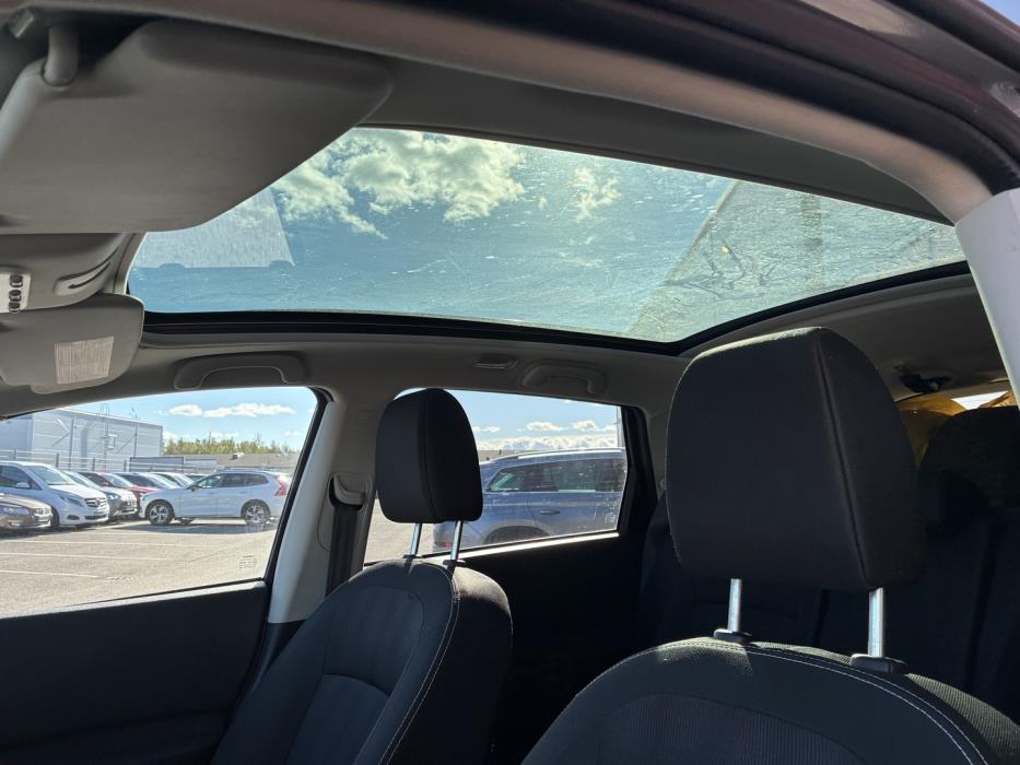 NISSAN Qashqai+2 2012