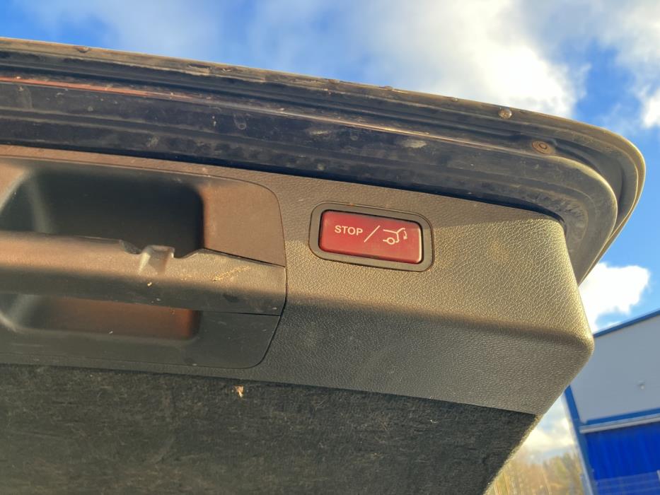 MERCEDES-BENZ E 2018