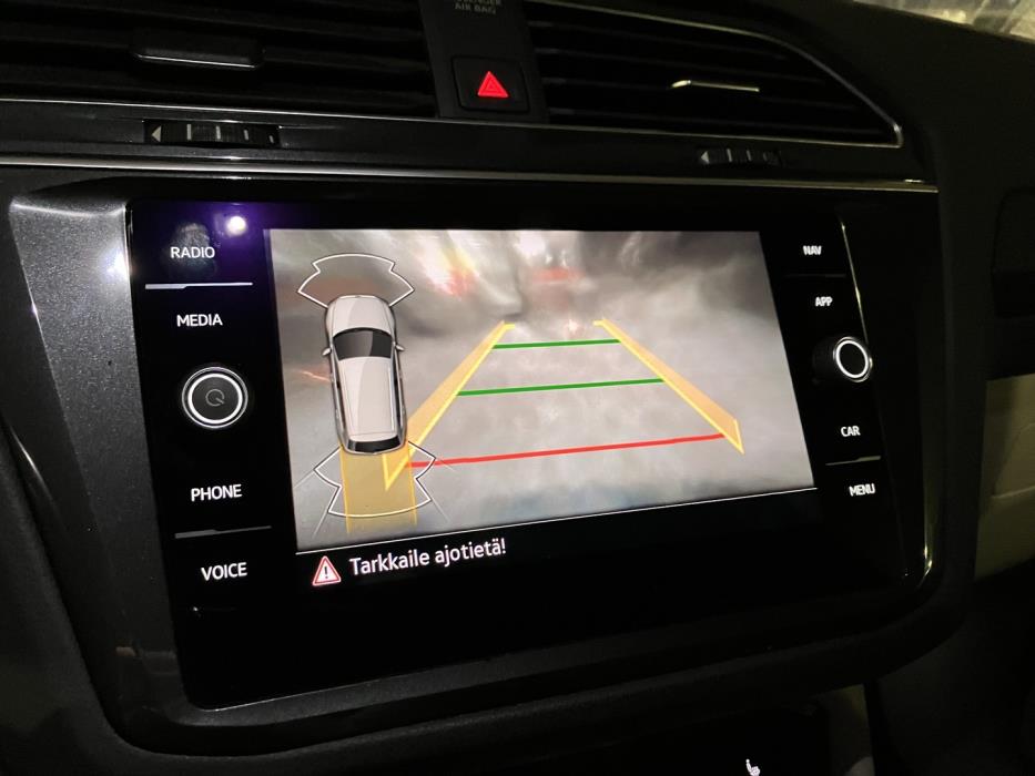 VOLKSWAGEN Tiguan 2022