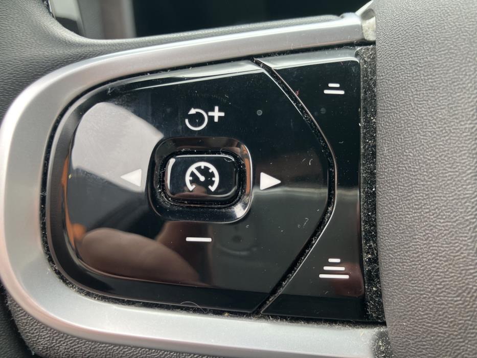 VOLVO V60 2022