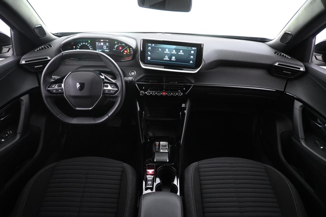 PEUGEOT e-2008 2024